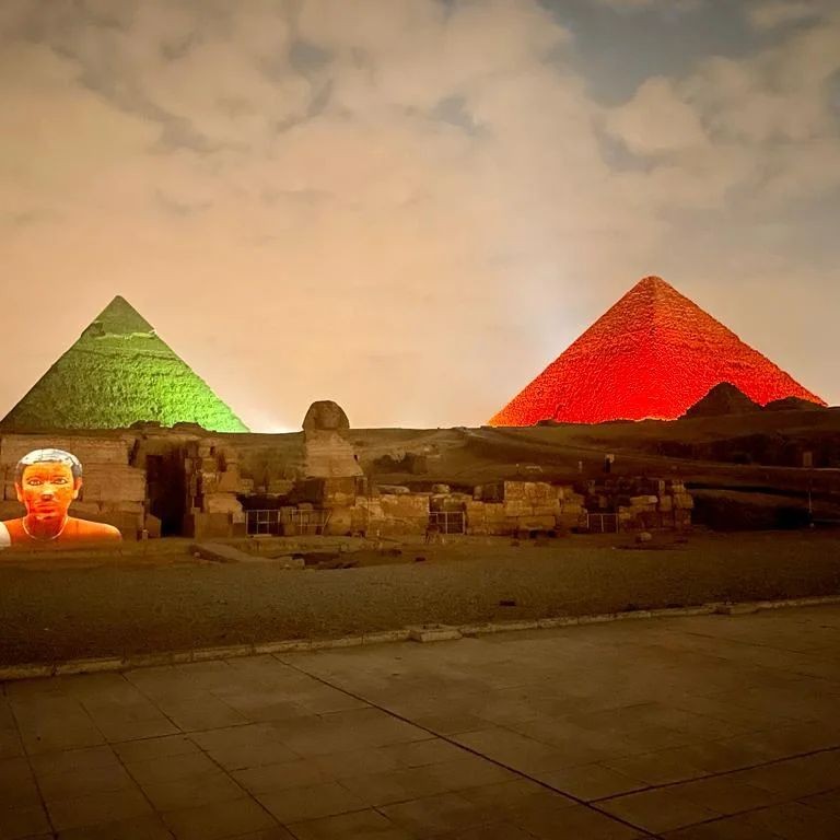 tour-listing-details-slide