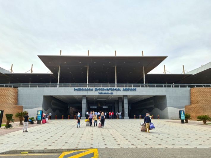 tour-listing-details-slide